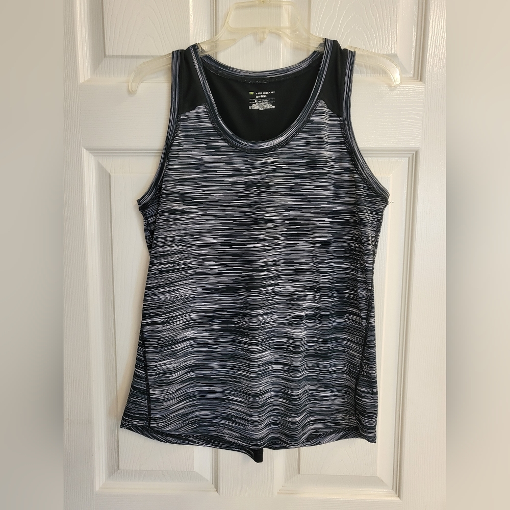 Black and Silver Sleeveless Yoga Top